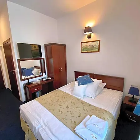 Hotel Patria Centrum 3*